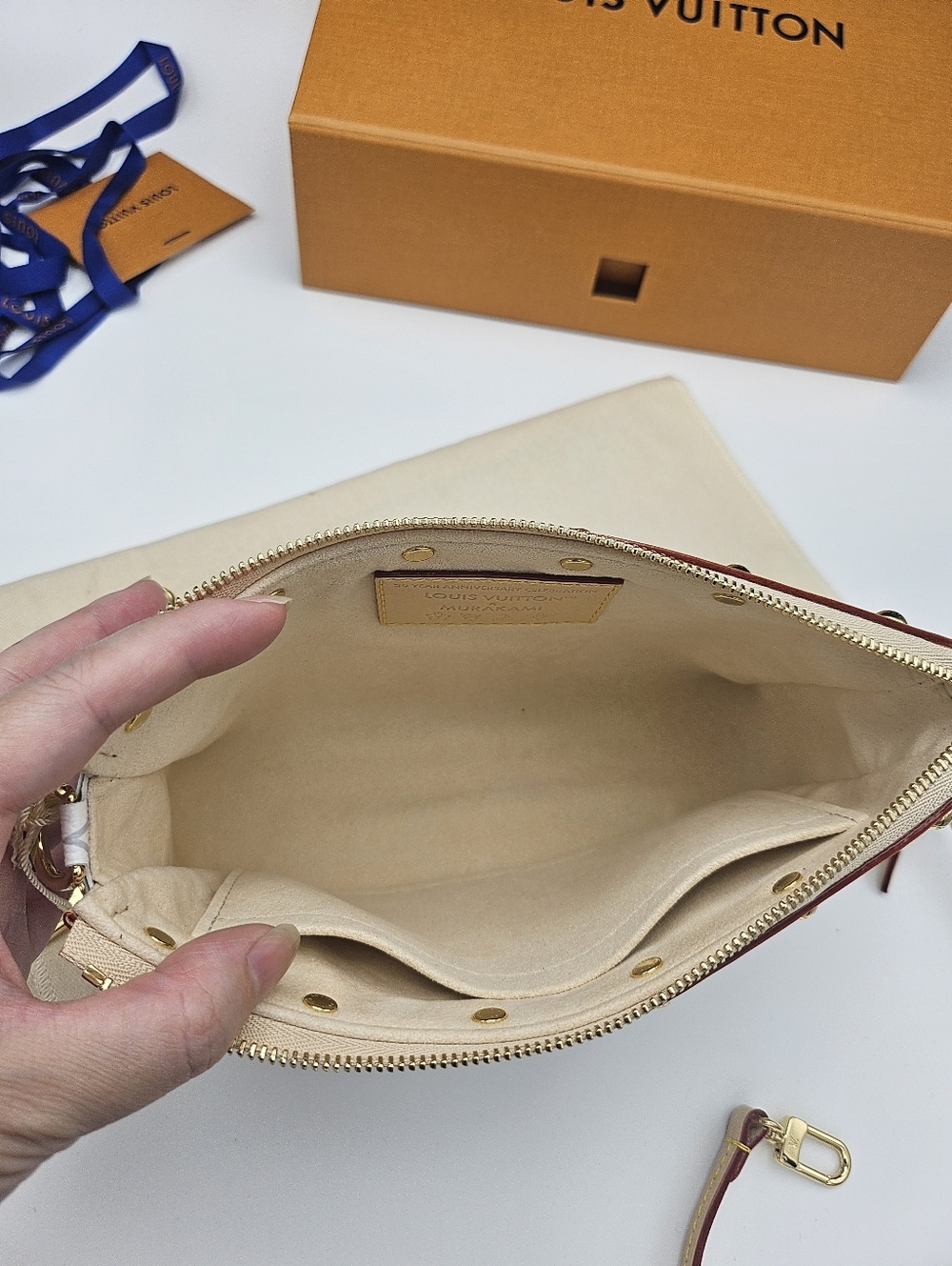 Brand new authentic Louis Vuitton LV x TM Pochette Accessoires, Multicolor - Picture 5 of 17